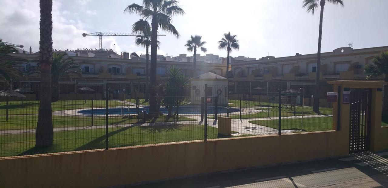 Apartamento Urb La Tortuga I Tarifa Exterior photo